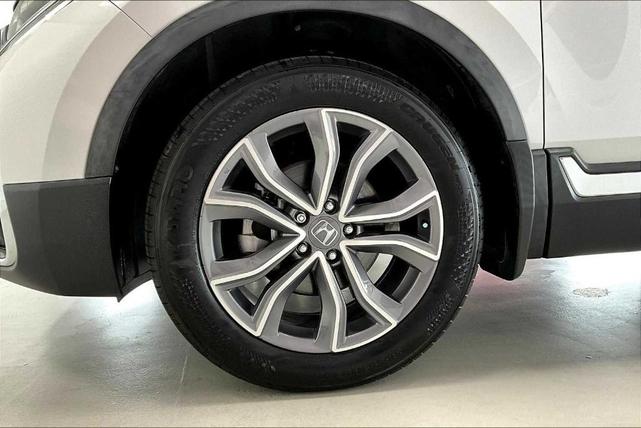 Photo of 2022 Platinum White Pearl Honda CR-V