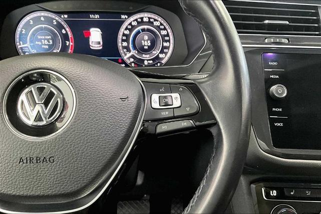 Photo of 2019 Silk Blue Metallic Volkswagen Tiguan