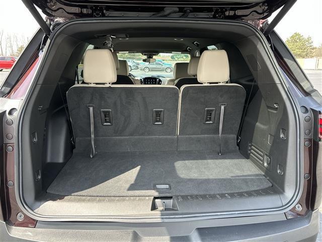 Photo of 2023 Black Cherry Metallic Chevrolet Traverse