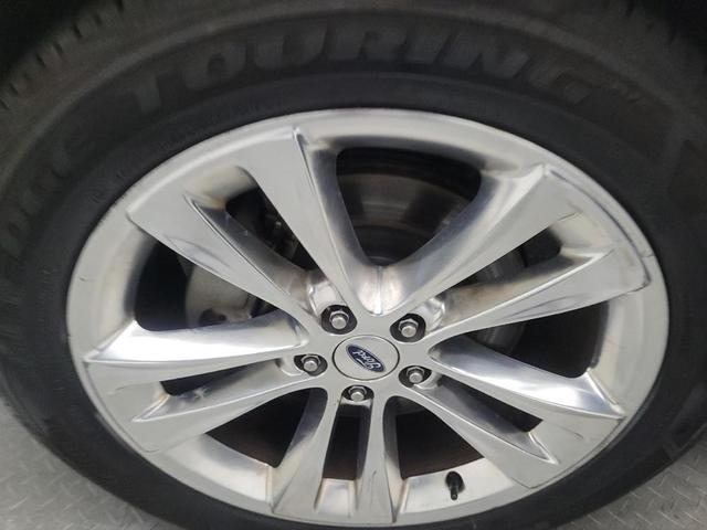 Photo of 2018 Shadow Black Ford Explorer