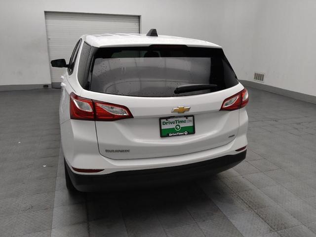 Photo of 2019 Summit White Chevrolet Equinox