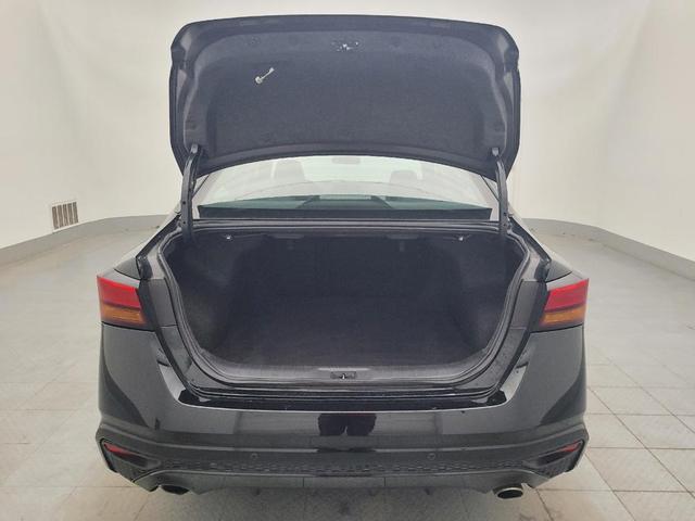 Photo of 2024 Super Black Nissan Altima