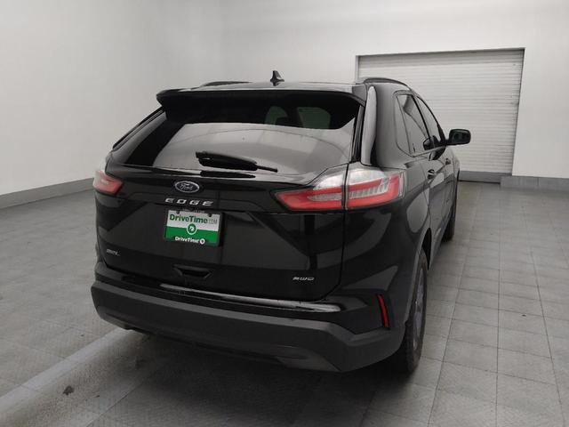 Photo of 2023 Agate Black Metallic Ford Edge