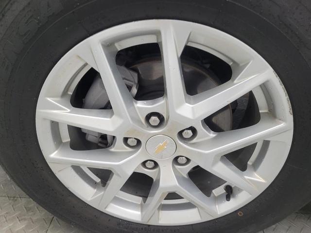 Photo of 2023 Summit White Chevrolet Equinox