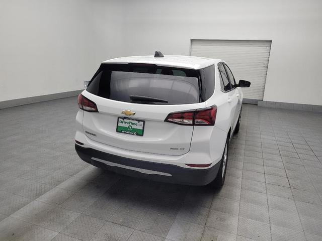 Photo of 2023 Summit White Chevrolet Equinox