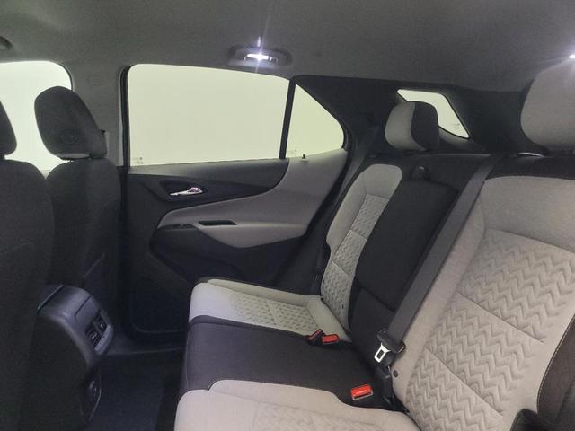 Photo of 2023 Summit White Chevrolet Equinox