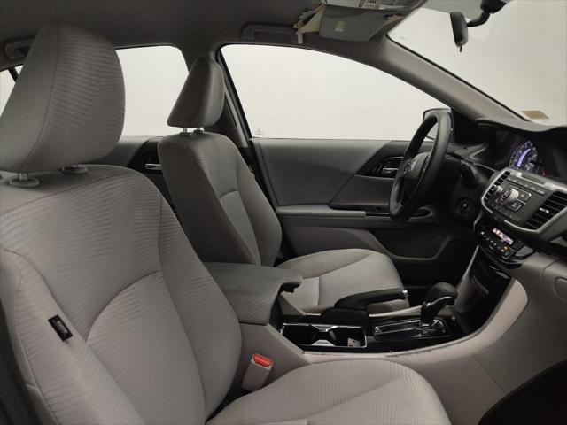 Photo of 2017 Lunar Silver Metallic Honda Accord