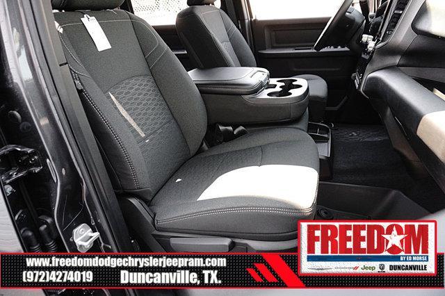 Photo of 2025 Granite Crystal Metallic Clearcoat RAM 2500