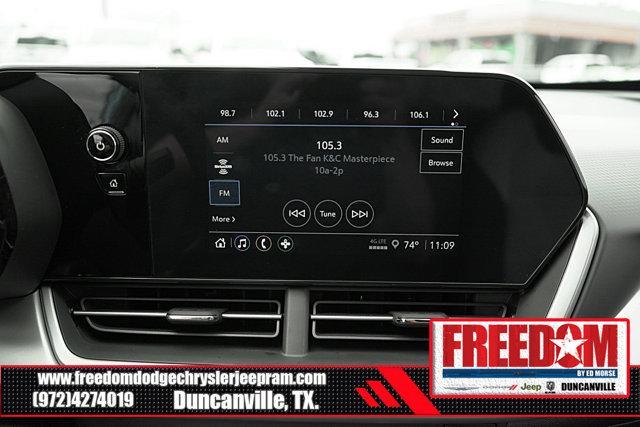 Photo of 2025 Marina Blue Metallic Chevrolet Trax