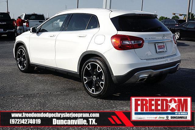Photo of 2020 Polar White Mercedes-Benz GLA 250