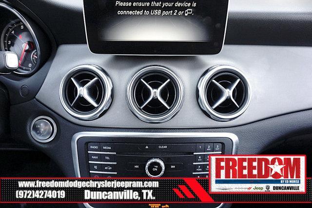 Photo of 2020 Polar White Mercedes-Benz GLA 250
