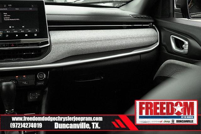 Photo of 2023 Laser Blue Pearlcoat Jeep Compass