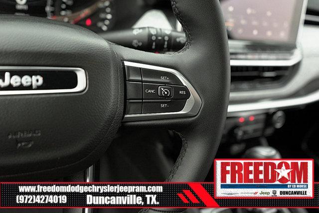 Photo of 2023 Laser Blue Pearlcoat Jeep Compass