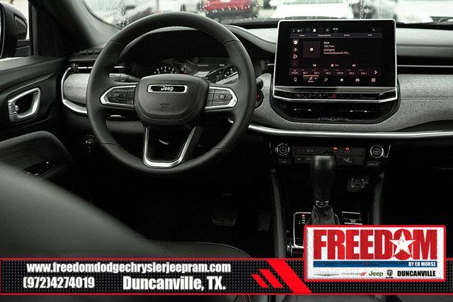 Photo of 2023 Laser Blue Pearlcoat Jeep Compass