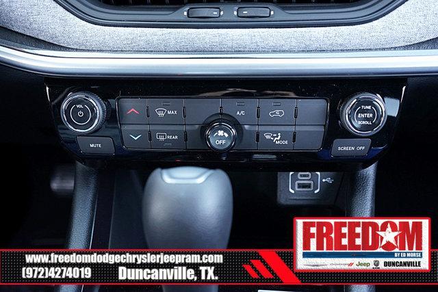Photo of 2025 Hydro Blue Pearlcoat Jeep Compass