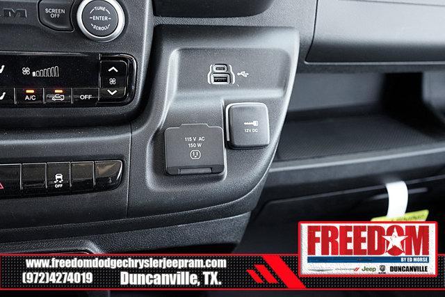 Photo of 2025 Bright White Clearcoat RAM ProMaster 2500