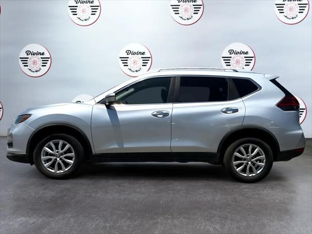 Photo of 2020 Brilliant Silver Metallic Nissan Rogue