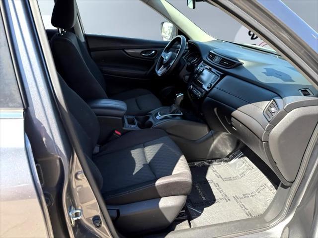 Photo of 2020 Gun Metallic Nissan Rogue