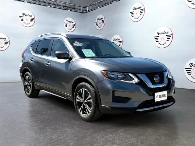 Photo of 2020 Gun Metallic Nissan Rogue
