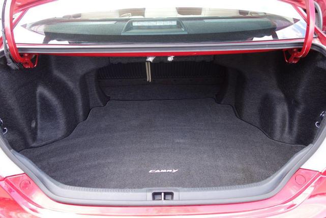 Photo of 2013 Barcelona Red Metallic Toyota Camry