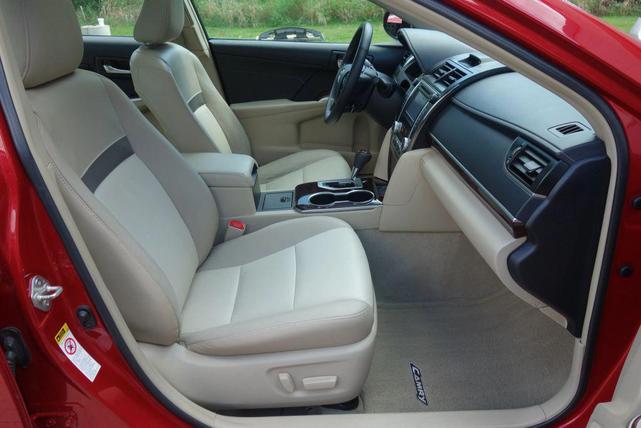 Photo of 2013 Barcelona Red Metallic Toyota Camry