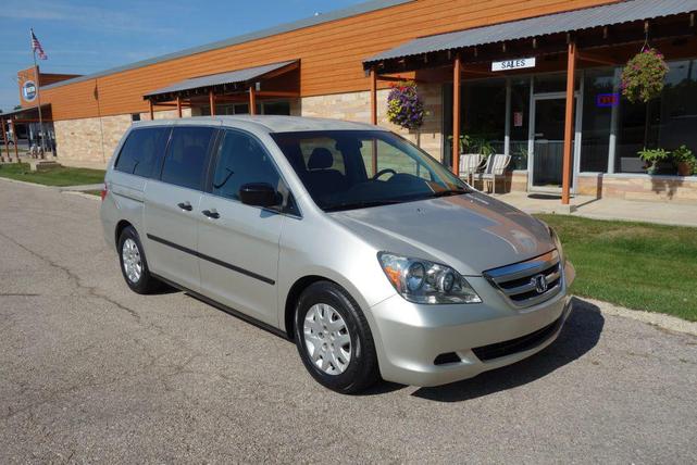 Photo of 2006 Silver Pearl Metallic Honda Odyssey