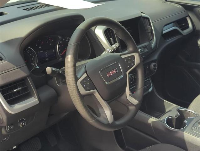 Photo of 2024 Summit White GMC Terrain
