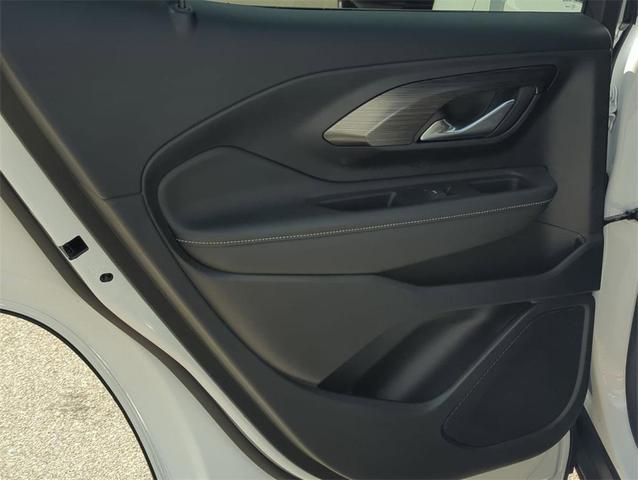 Photo of 2024 Summit White GMC Terrain