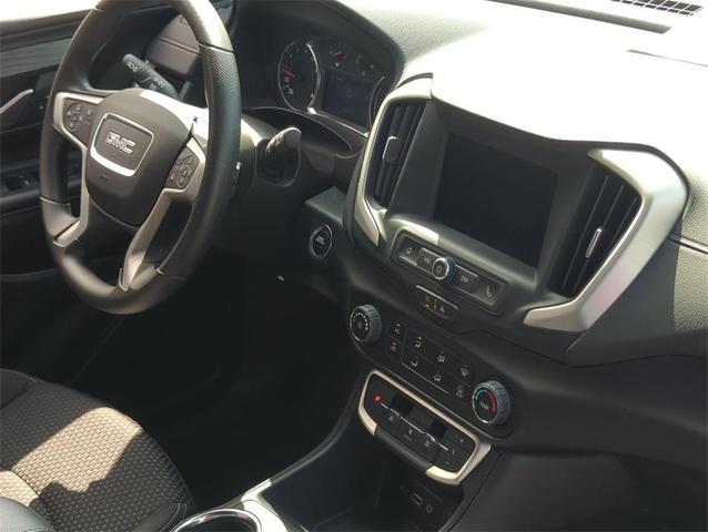 Photo of 2024 Summit White GMC Terrain