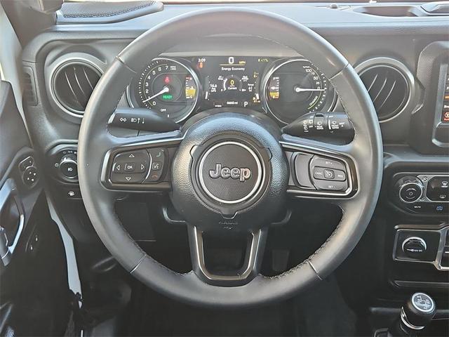 Photo of 2023 Bright White Clearcoat Jeep Wrangler