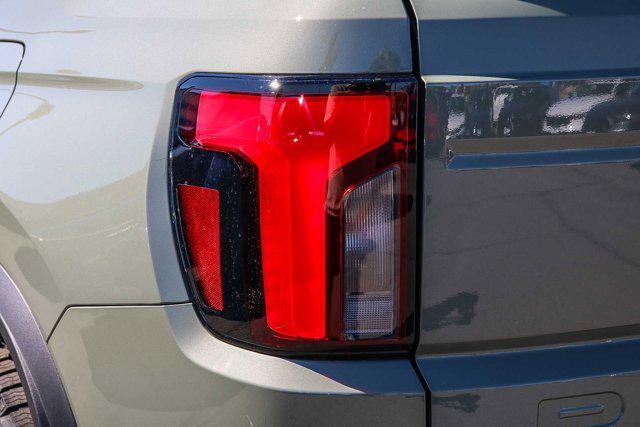 Photo of 2026 Ash Green Metallic Honda Passport