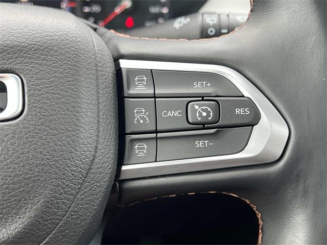 Photo of 2022 Bright White Clearcoat Jeep Compass