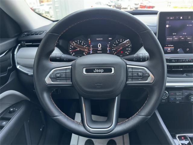 Photo of 2022 Bright White Clearcoat Jeep Compass