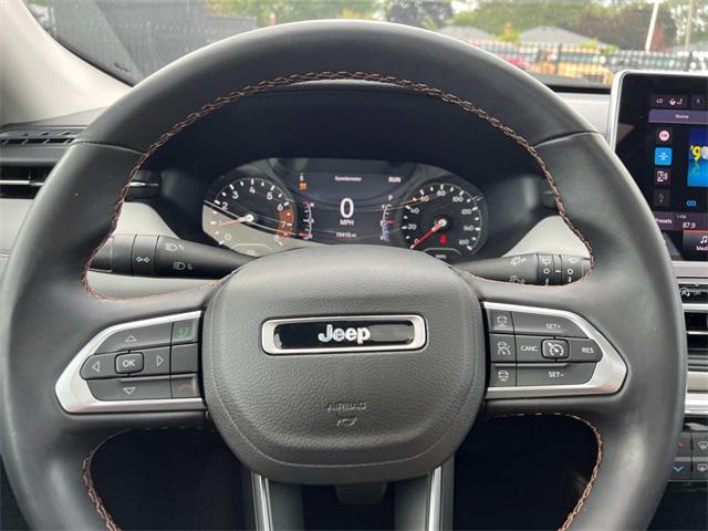 Photo of 2022 Bright White Clearcoat Jeep Compass