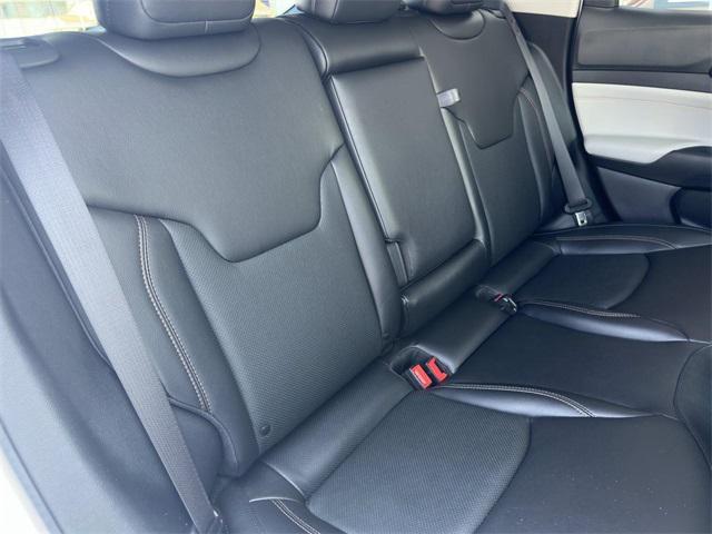 Photo of 2022 Bright White Clearcoat Jeep Compass