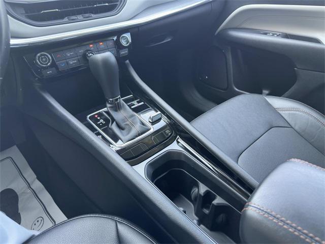 Photo of 2022 Bright White Clearcoat Jeep Compass