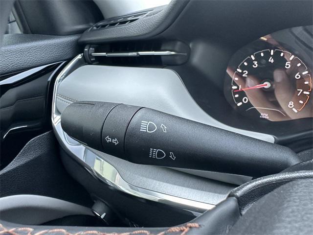 Photo of 2022 Bright White Clearcoat Jeep Compass