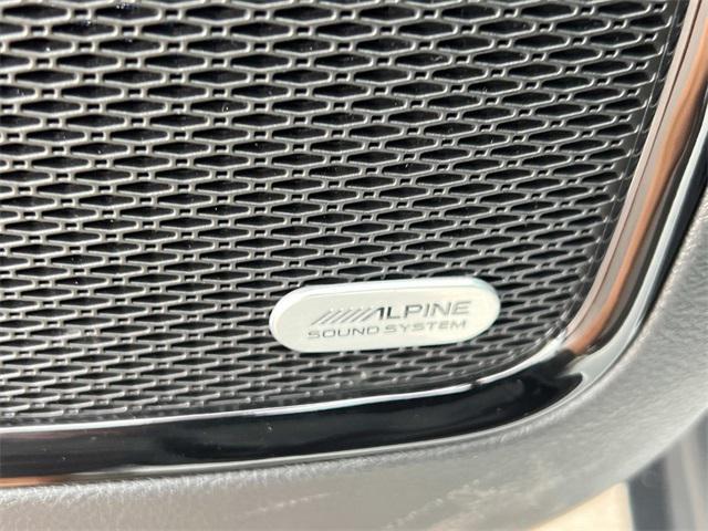 Photo of 2022 Bright White Clearcoat Jeep Compass