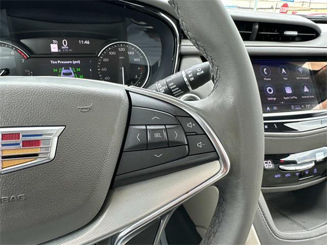 Photo of 2022 Stellar Black Metallic Cadillac XT5