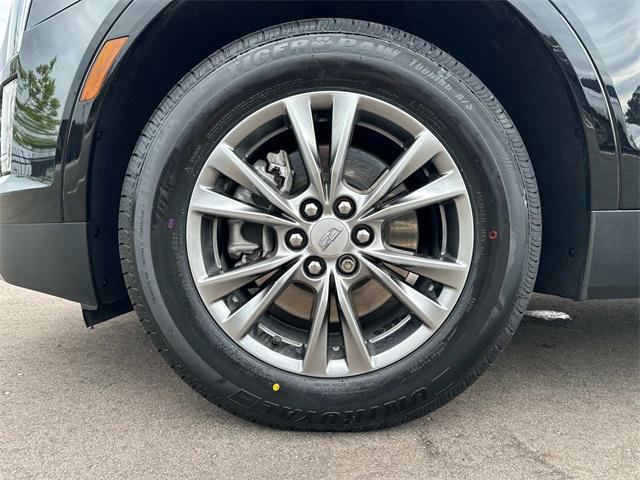 Photo of 2022 Stellar Black Metallic Cadillac XT5