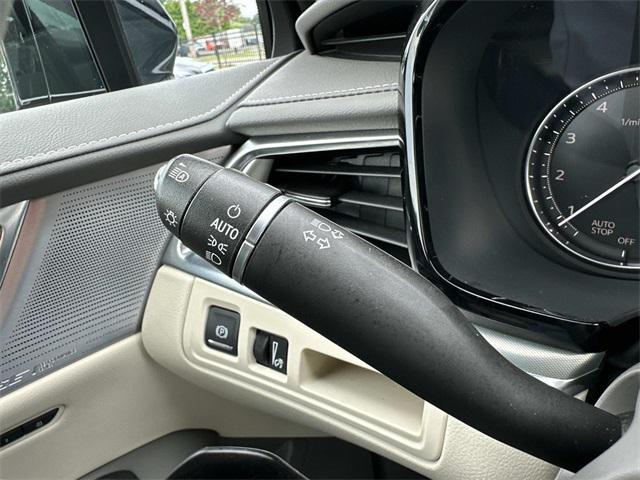 Photo of 2022 Stellar Black Metallic Cadillac XT5