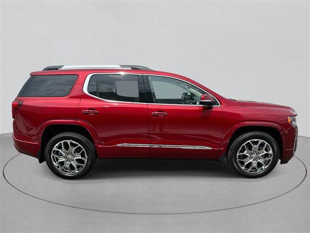 Photo of 2022 Cayenne Red Tintcoat GMC Acadia