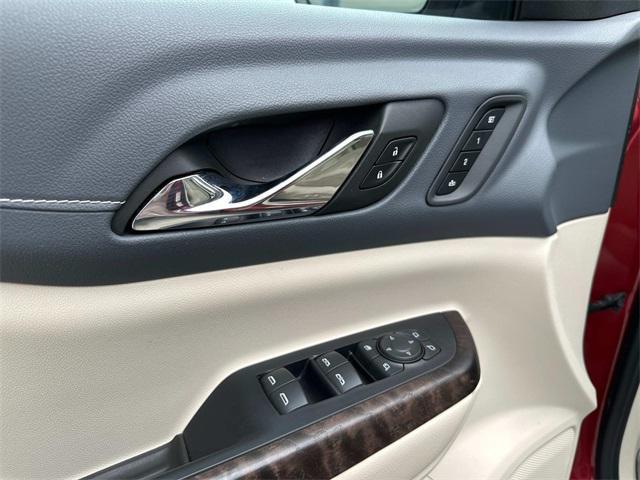 Photo of 2022 Cayenne Red Tintcoat GMC Acadia