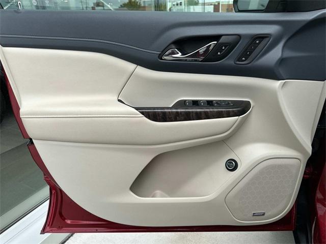 Photo of 2022 Cayenne Red Tintcoat GMC Acadia