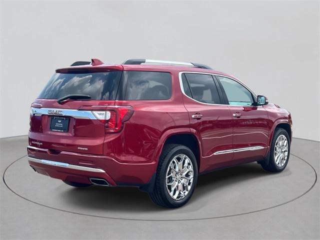 Photo of 2022 Cayenne Red Tintcoat GMC Acadia