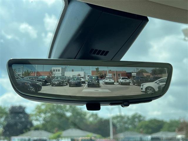 Photo of 2022 Cayenne Red Tintcoat GMC Acadia