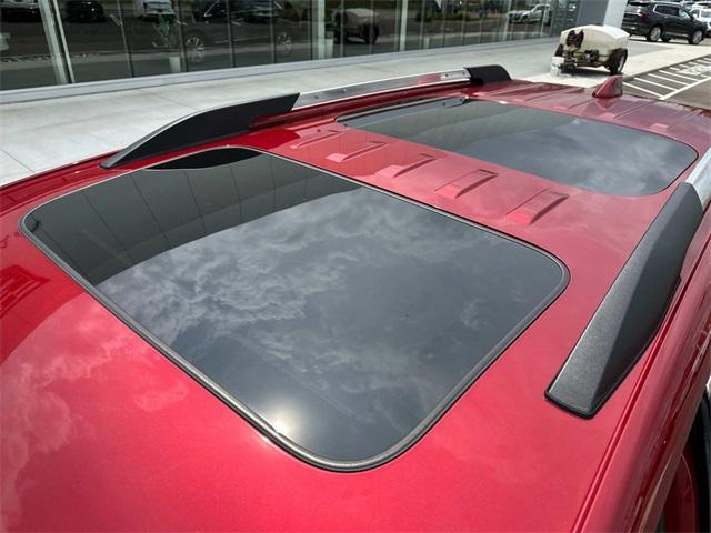 Photo of 2022 Cayenne Red Tintcoat GMC Acadia