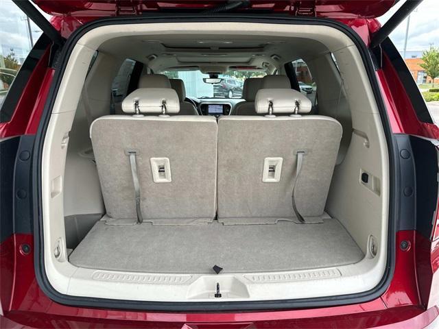 Photo of 2022 Cayenne Red Tintcoat GMC Acadia