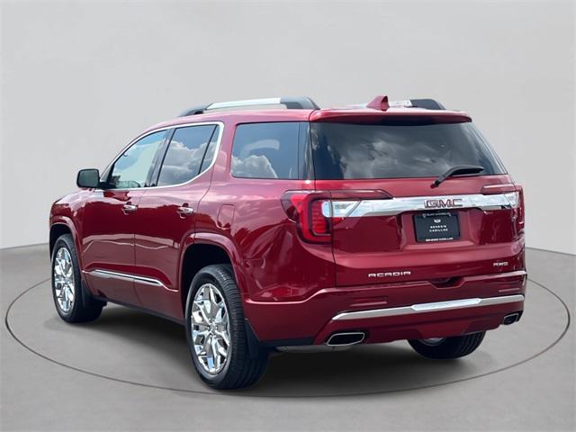 Photo of 2022 Cayenne Red Tintcoat GMC Acadia