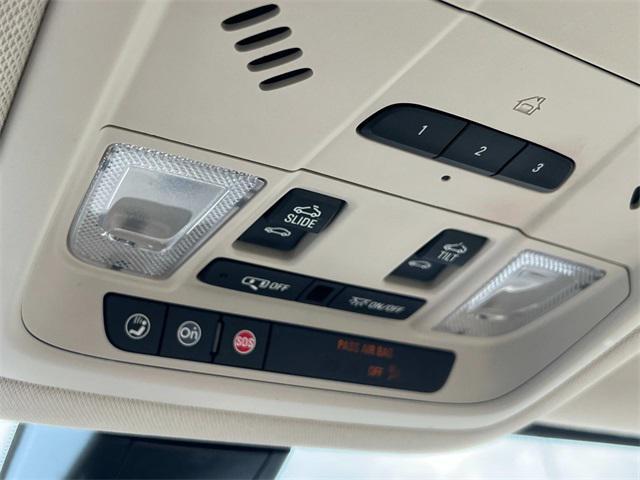 Photo of 2022 Cayenne Red Tintcoat GMC Acadia